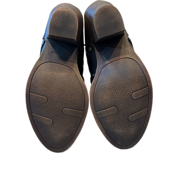 Fergalicious Fergie Windy Black Heeled Ankle Boots Studded Nice Condition 7.5M - Picture 7 of 7